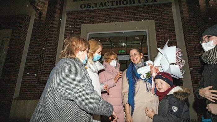 Пятеро из восьми присяжных решили, что медики невиновны