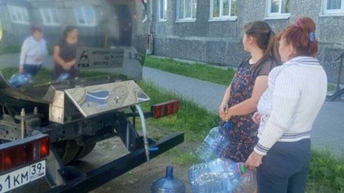 «Сидим без газа, а теперь еще и без воды?!»