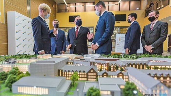 Скандал в Янтарном, пропавшие земляки и северное сияние