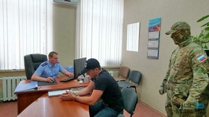 Бывший помощник губернатора подозревается во взятке