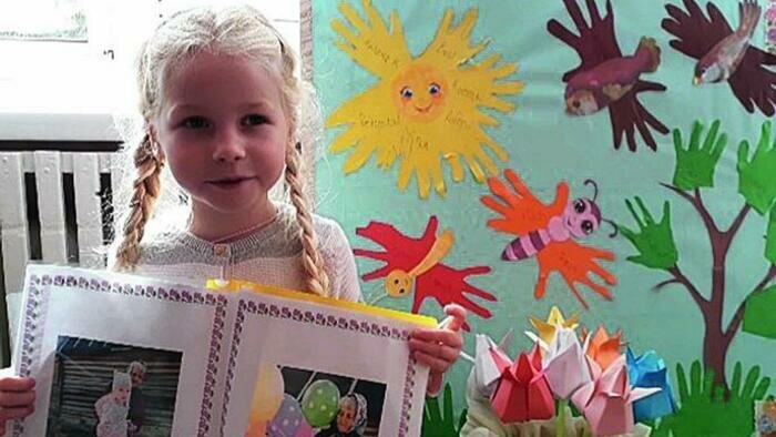 Дошколята  поздравили бабушек  и дедушек
