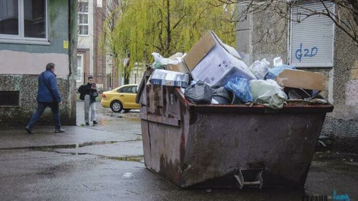 Жив или умер, а за вывоз мусора ...заплати 