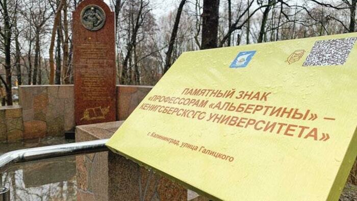 Как удачно совмещать карьеру чиновника  и литератора 