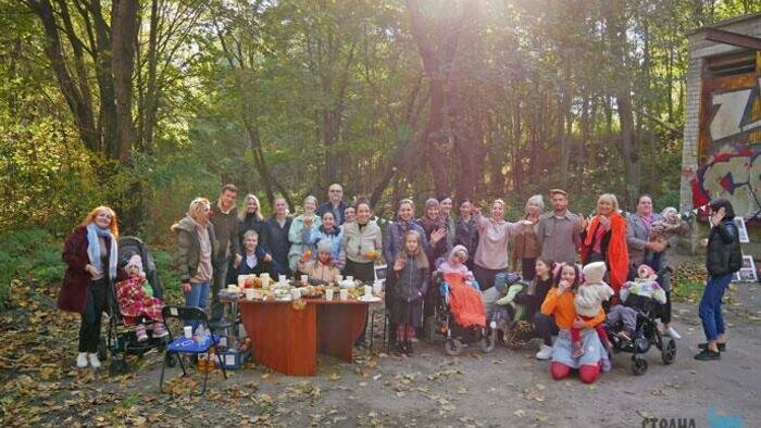 Пьем облепиховый чай и помогаем детям