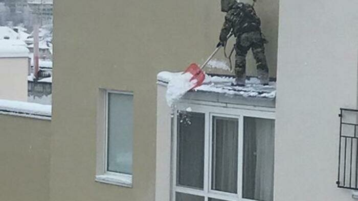 Чаще смотрите наверх и под ноги