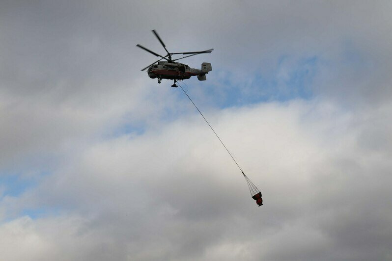 Вертолёт и 50 единиц техники: в Полесском районе тренировались тушить лесные пожары  - Новости Калининграда | Фото: телеграм-канал администрации Полесского МО