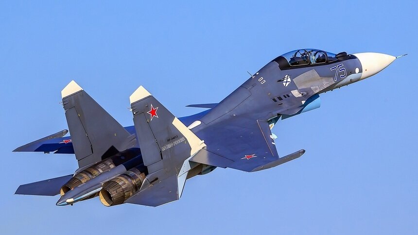 Многоцелевой истребитель Су-30 | Фото: пресс-служба Балтийского флота