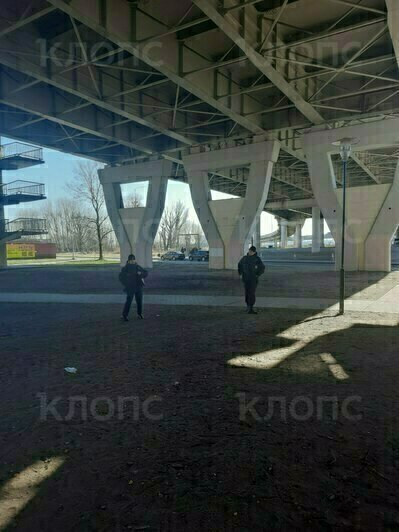 На Карбышева работают спасатели | Фото: очевидец 
