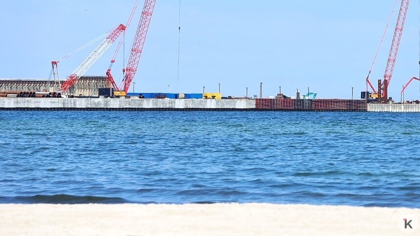 «Ложная тревога!»: экологи не обнаружили на пляже Пионерского никаких следов нефтепродуктов   - Новости Калининграда | Фото: Александр Подгорчук / Архив «Клопс» «Ложная тревога!»: экологи не обнаружили на пляже Пионерского никаких следов нефтепродуктов   - Новости Калининграда | Фото: Александр Подгорчук / Архив «Клопс»