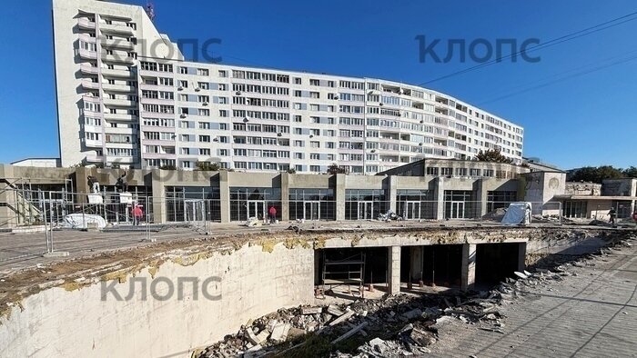 Во время реконструкции универсама «Московского» стали видны гигантские складские помещения (фото)  - Новости Калининграда | Фото: Александр Подгорчук / «Клопс»