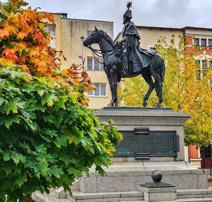 «У нас уже всё облетело». Туристы потянулись в Калининград за золотой осенью и назвали ещё 5 плюсов такой поездки - Новости Калининграда | Фото: Людмила Суслина