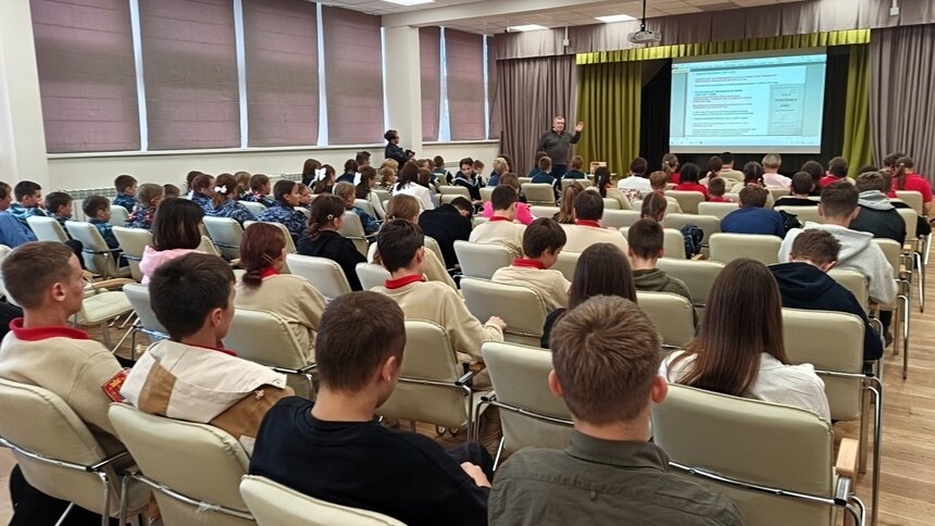 Презентация проекта с передачей книги «Ушедшим в разведку навечно» в МБОУ «СШ № 1 им. И. Прокопенко гор. Гвардейска» Презентация проекта с передачей книги «Ушедшим в разведку навечно» в МБОУ «СШ № 1 им. И. Прокопенко гор. Гвардейска»