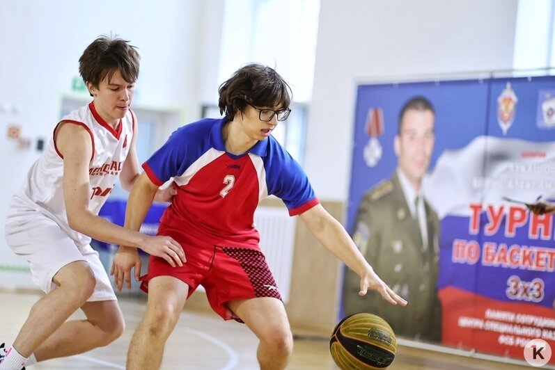 В Калининграде начался турнир по баскетболу среди школьников (фоторепортаж) - Новости Калининграда | Фото: Александр Подгорчук / «Клопс»