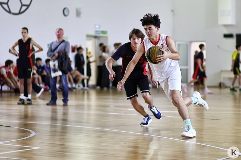 В Калининграде начался турнир по баскетболу среди школьников (фоторепортаж) - Новости Калининграда | Фото: Александр Подгорчук / «Клопс»
