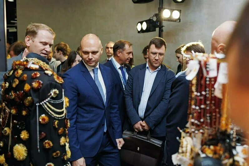 Вдохновение и новые партнёрства. Как в Светлогорске прошёл VII Международный форум «Вселенная бизнеса. Время Побед» (фоторепортаж) - Новости Калининграда