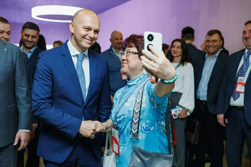 Вдохновение и новые партнёрства. Как в Светлогорске прошёл VII Международный форум «Вселенная бизнеса. Время Побед» (фоторепортаж) - Новости Калининграда