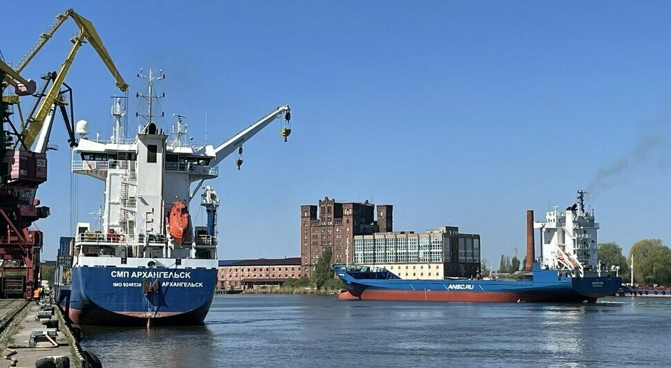 Усиление флота: на калининградскую линию возвращается крупный контейнеровоз «СМП Архангельск» - Новости Калининграда