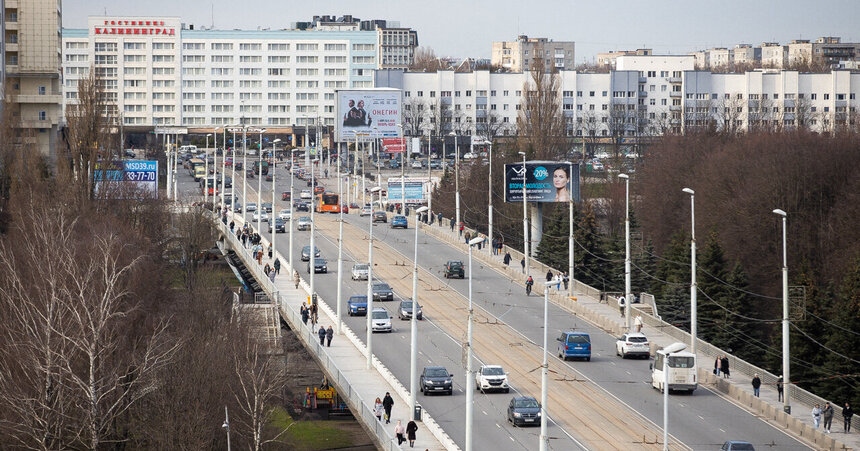 Причина ограничений - мост должен дотянуть до капремонта | Фото: Александр Подгорчук