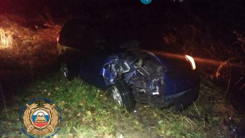 В Калининградской области у фуры во время движения открутилось колесо и улетело в легковушку - Новости Калининграда | Фото: ГАИ В Калининградской области у фуры во время движения открутилось колесо и улетело в легковушку - Новости Калининграда | Фото: ГАИ