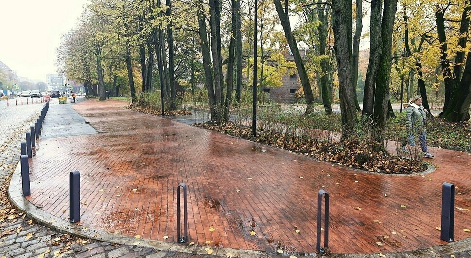 В Калининграде открыли первую часть сквера за башней Врангеля (фото) | Фото: Александр Подгорчук  В Калининграде открыли первую часть сквера за башней Врангеля (фото) | Фото: Александр Подгорчук