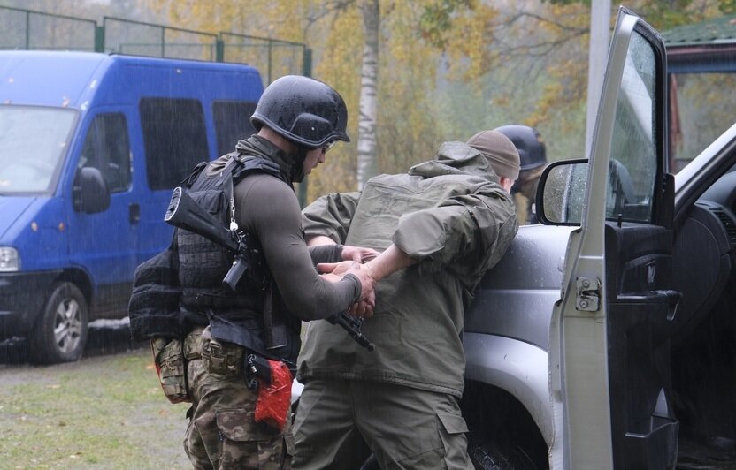 В Калининградской области спецподразделения выяснили, что из них «быстрее, выше, сильнее» (видео) - Новости Калининграда | Фото: пресс-служба Росгвардии В Калининградской области спецподразделения выяснили, что из них «быстрее, выше, сильнее» (видео) - Новости Калининграда | Фото: пресс-служба Росгвардии