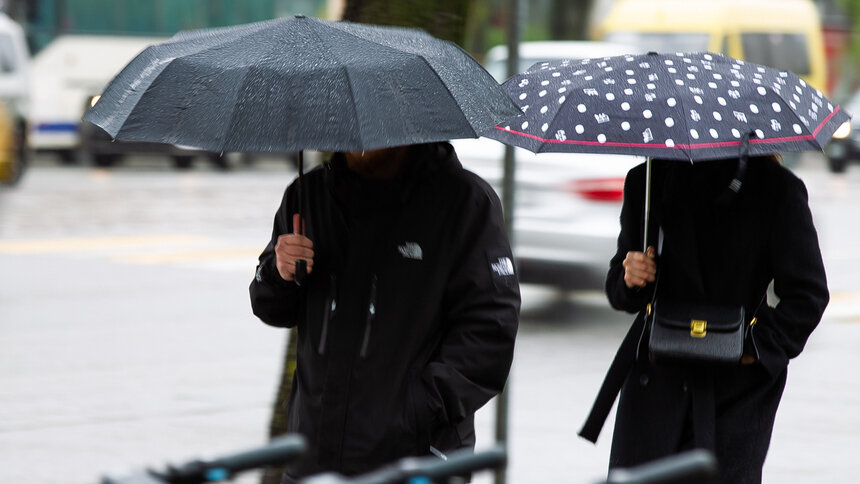На западном погодном фронте без перемен: 29 октября синоптики обещают калининградцам дожди - Новости Калининграда | Фото: Александр Подгорчук / Архив «Клопс»