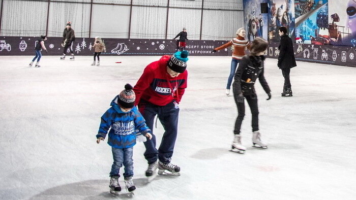 Крытый каток «Ледовая арена» в парке аттракционов «Юность» снова открыт и работает каждый день - Новости Калининграда Крытый каток «Ледовая арена» в парке аттракционов «Юность» снова открыт и работает каждый день - Новости Калининграда