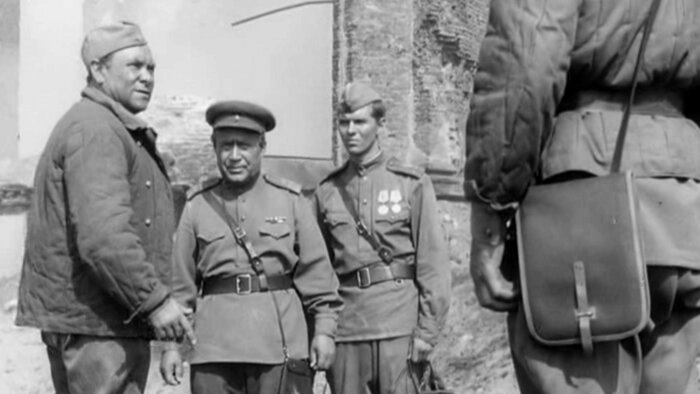 «На пути в Берлин». Кино, в котором калининградские хрущёвки играли немецкую столицу - Новости Калининграда | Кадр из фильма «На пути в Берлин»