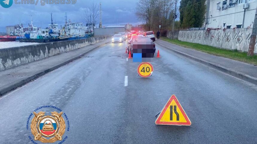 На Правой набережной легковушка сбила перебегавшего дорогу ребёнка  - Новости Калининграда | Фото: ГАИ Калининградской области  На Правой набережной легковушка сбила перебегавшего дорогу ребёнка  - Новости Калининграда | Фото: ГАИ Калининградской области