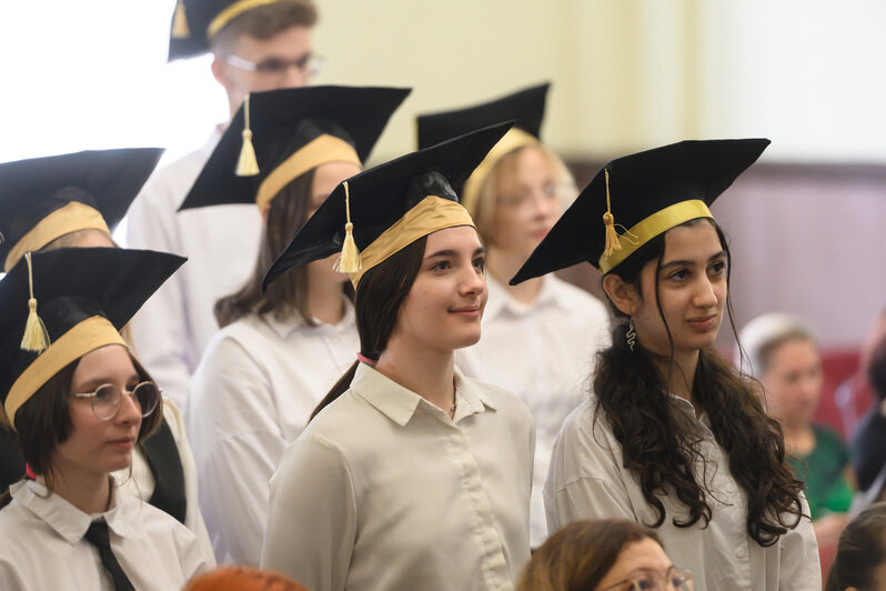 Посвящение в гимназисты. | Фото: Александр Мелехов Посвящение в гимназисты. | Фото: Александр Мелехов