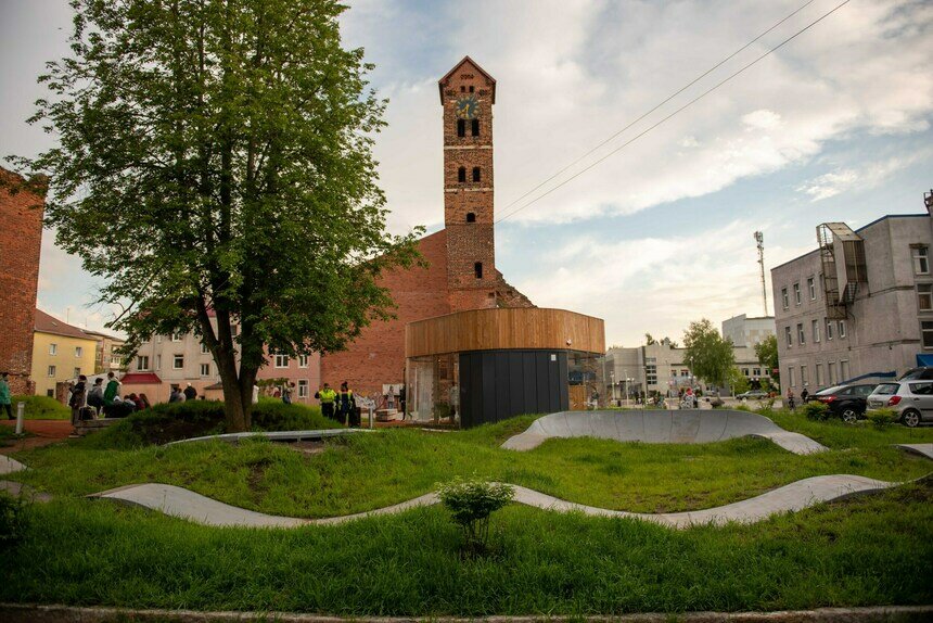 Туристы едут в Неман в том числе из-за замка Рагнит | Фото: Александр Мелехов Туристы едут в Неман в том числе из-за замка Рагнит | Фото: Александр Мелехов