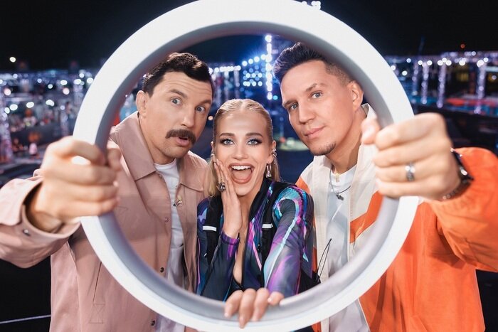 Ведущие спортивного шоу | Фото: пресс-служба СТС