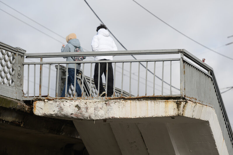 Состояние эстакады стремительно ухудшается   | Фото: Александр Мелехов