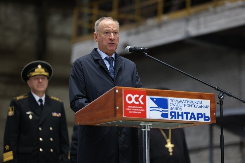 Николай Патрушев вручил орден «За доблестный труд» коллективу завода «Янтарь»  - Новости Калининграда | Фото: пресс-служба регионального парламента Николай Патрушев вручил орден «За доблестный труд» коллективу завода «Янтарь»  - Новости Калининграда | Фото: пресс-служба регионального парламента