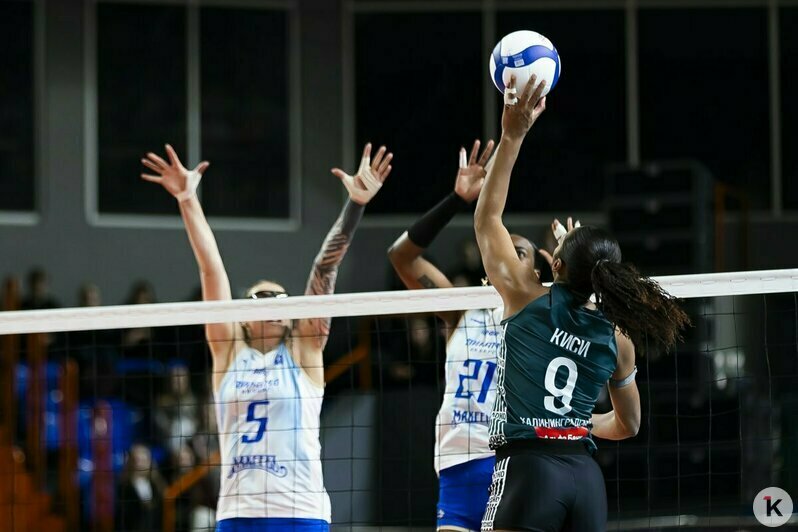 «Падать тоже хорошо»: как «Локомотив» уступил Казани в споре за лидерство в Суперлиге (фоторепортаж) - Новости Калининграда | Фото: Александр Подгорчук / «Клопс»