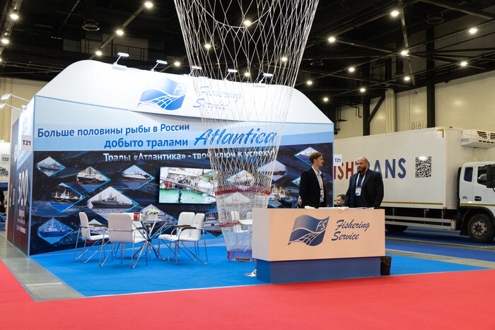 Стенд компании «Фишеринг Сервис» на VIII Международной выставке рыбной индустрии Seafood Expo Russia 2025. | Фото: Росрыболовство