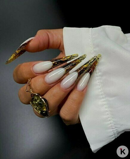 Янтарные ногти — конкурсный арт-вариант дизайна | Фото: Наталья Чернова