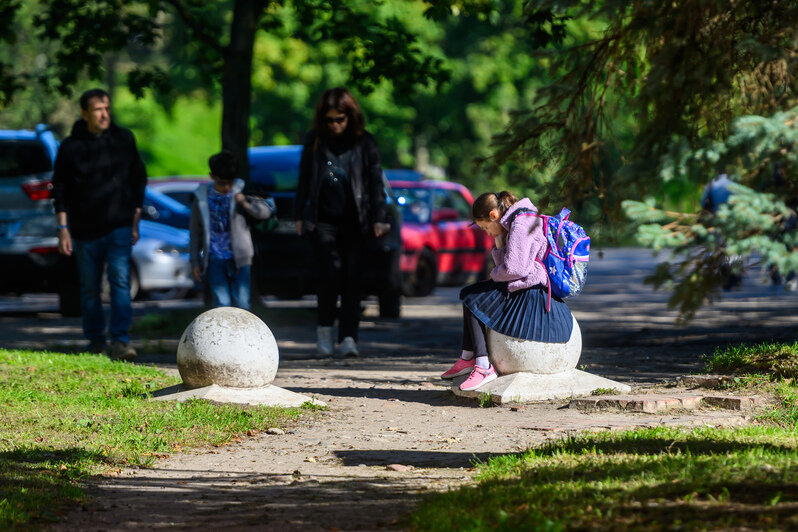Часть Южного парка благоустроили, другая часть ждёт своего часа | Фото: Александр Мелехов