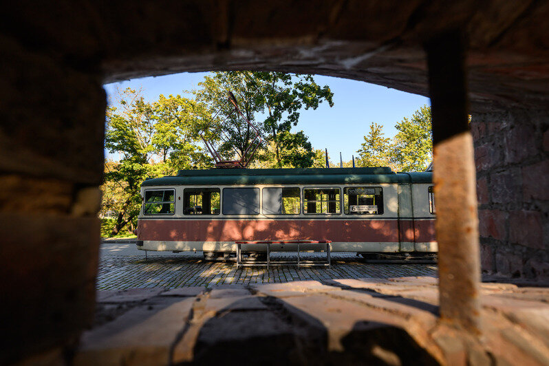 Часть Южного парка благоустроили, другая часть ждёт своего часа | Фото: Александр Мелехов