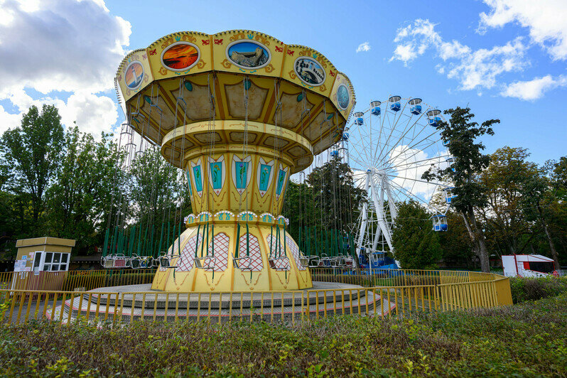 Летнюю сцену ремонтируют. Здесь проходит немало городских культурных событий	 | Фото: Александр Мелехов