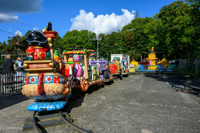 Летнюю сцену ремонтируют. Здесь проходит немало городских культурных событий	 | Фото: Александр Мелехов