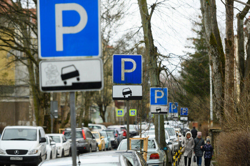 Транспортный налог является основным источником формирования дорожного фонда. | Фото: Александр Мелехов