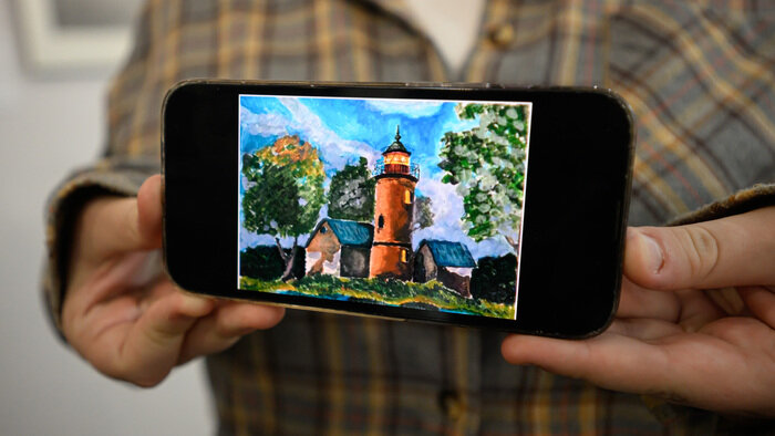 Открытка Анны под названием «Маяк» заняла первое место в конкурсе детских рисунков к 80-летию Калининградской области. | Фото: Александр Мелехов