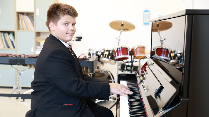 Фортепиано - основной инструмент композитора | Фото: из архива филиала ЦМШ-АИИ «Балтийский»