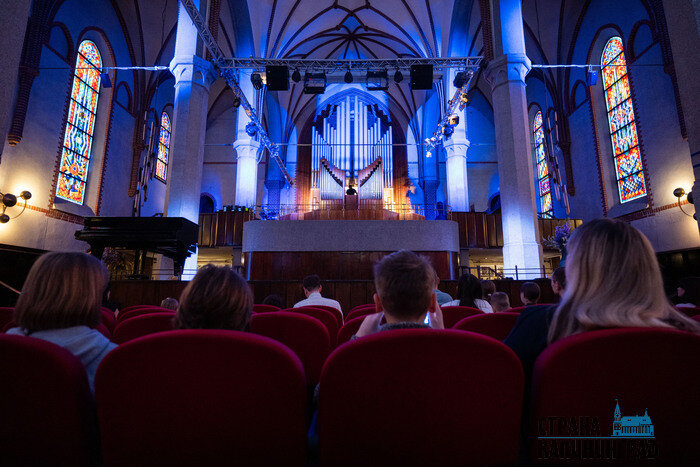 Для победителей конкурса звучал орган.  | Фото: Александр Мелехов