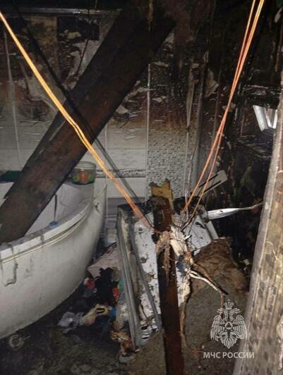 Загоревшаяся в одной из калининградских квартир стиральная машина создала инсталляцию в стиле Сальвадора Дали (фото) - Новости Калининграда | Фото: пресс-служба МЧС по Калининградской области