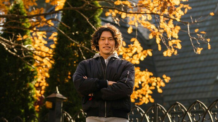 Пять лет мечтал переехать в Калининград: Мингиян Бевеев рассказал, почему бёрики лучше строганины - Новости Калининграда | Фото: Александр Строк, пресс-служба ФК «Балтика»