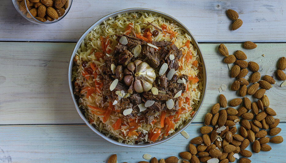 Мужчины любят пожирнее: бренд-шеф мастерской плова рассказала, какой из шести рецептов плова станет беспроигрышным блюдом для женского и мужского застолья  - Новости Калининграда