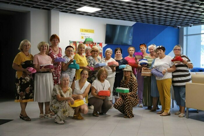 Секретами мастерства Ольга делится с участниками программы &quot;Балтийское долголетие&quot;.  | Фото: архив героя публикации