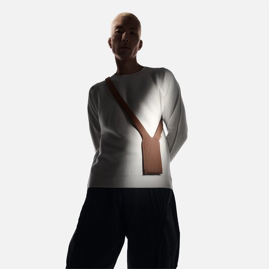 Apple презентовала разноцветные «авоськи» для iPhone за 150-230 долларов - Новости Калининграда | Фото: официальный сайт Apple 